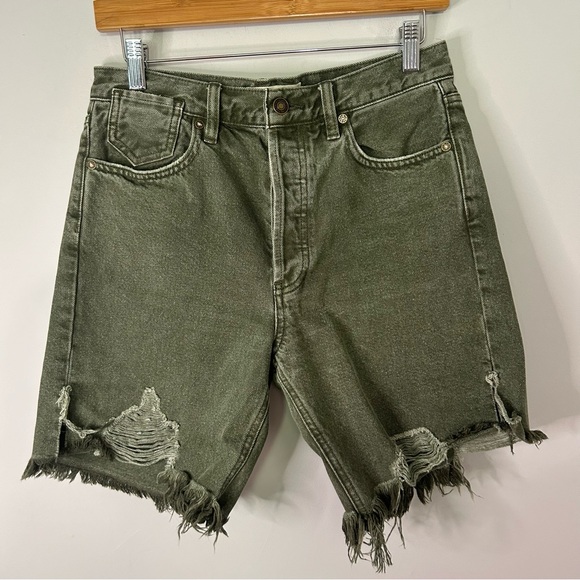 Free People We The Free Makai Dark Green Distressed Cut Off Shorts - Picture 2 of 6